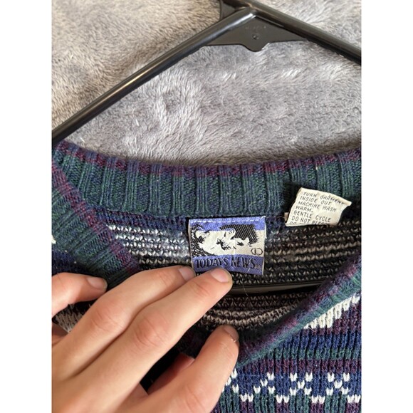 Today's News Geometric Long Sleeve Knit Pullover Long Sleeve Size Large - Picture 2 of 7